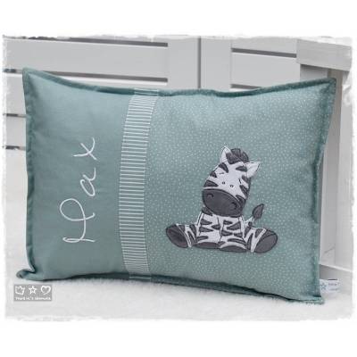 Kissen 30cmx40cm grün mit Doodlestickerei Zebra und Wunschname