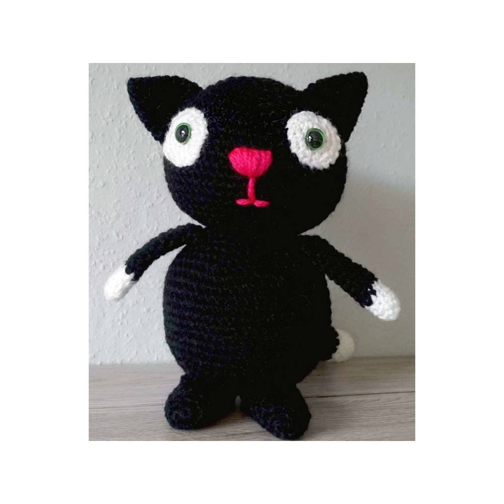 Amigurumi Häkelanleitung für die Katze Blacky Bild 1