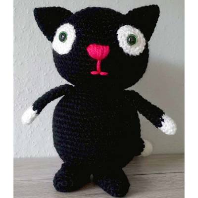 Amigurumi Häkelanleitung für die Katze Blacky