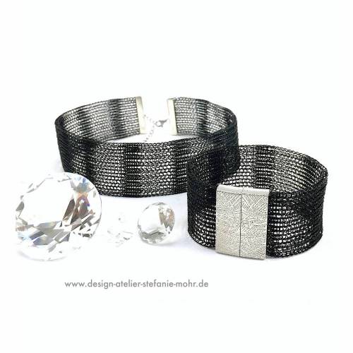 SCHMUCK-SET: gestricktes KROPF-BAND und/oder ARMBAND aus schwarzem Kupferdraht mit Streifen-Muster