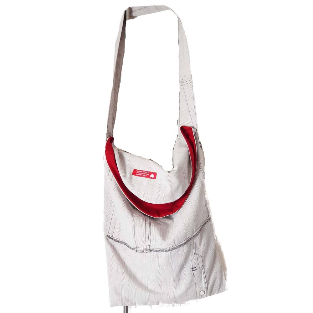 Extravagante graukarierte Stofftasche – Handgemachtes Unikat aus Franken Bild 2