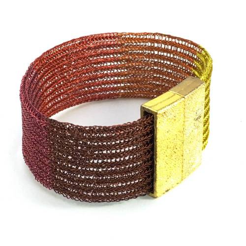 SONNENUNTERGANG - doppelt gestricktes FARBVERLAUF Manschetten-ARMBAND, mit goldfarbener, geprägter Magnetschließe