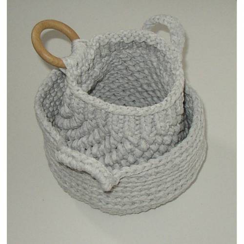 gestrickter Hängekorb mit gehäkeltem Tischkorb als Set, Utensilo, Obstschale, Hängebeutel, Organizer, Hellgrau