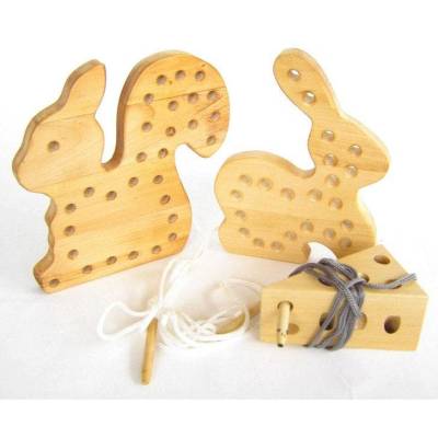 Fädelspiel Hase, Pinguin, Eichhörnchen oder Käse mit Maus, Fädelspielzeug