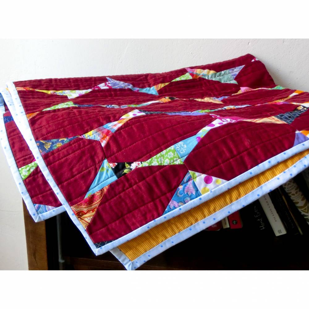 Babyquilt dunkelrot bunt, Upcycling Quilt ,Patchworkdecke, Babydecke, Krabbeldecke, Bettdecke, Modern Quilt