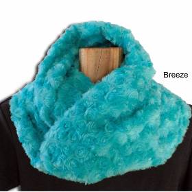 Loopschal Damen warmer flauschiger Schlauchschal Rundschal Shannon Fabrics Rose Cuddle Breeze Türkis kuschelweiche hochwertige Qualität