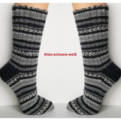 Herrensocken, Männersocken,schwarz grau Mustersocken, Wunschgröße handgestrickte Socken Männer, Wollsocken, Ringelsocken