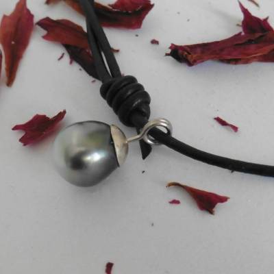 Tahitiperle Lederkette, lässiger echter Perlenschmuck