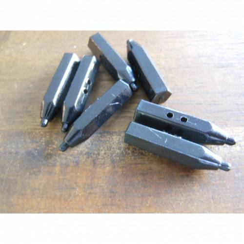 Stifte  schwarz Knopf Kunststoff 