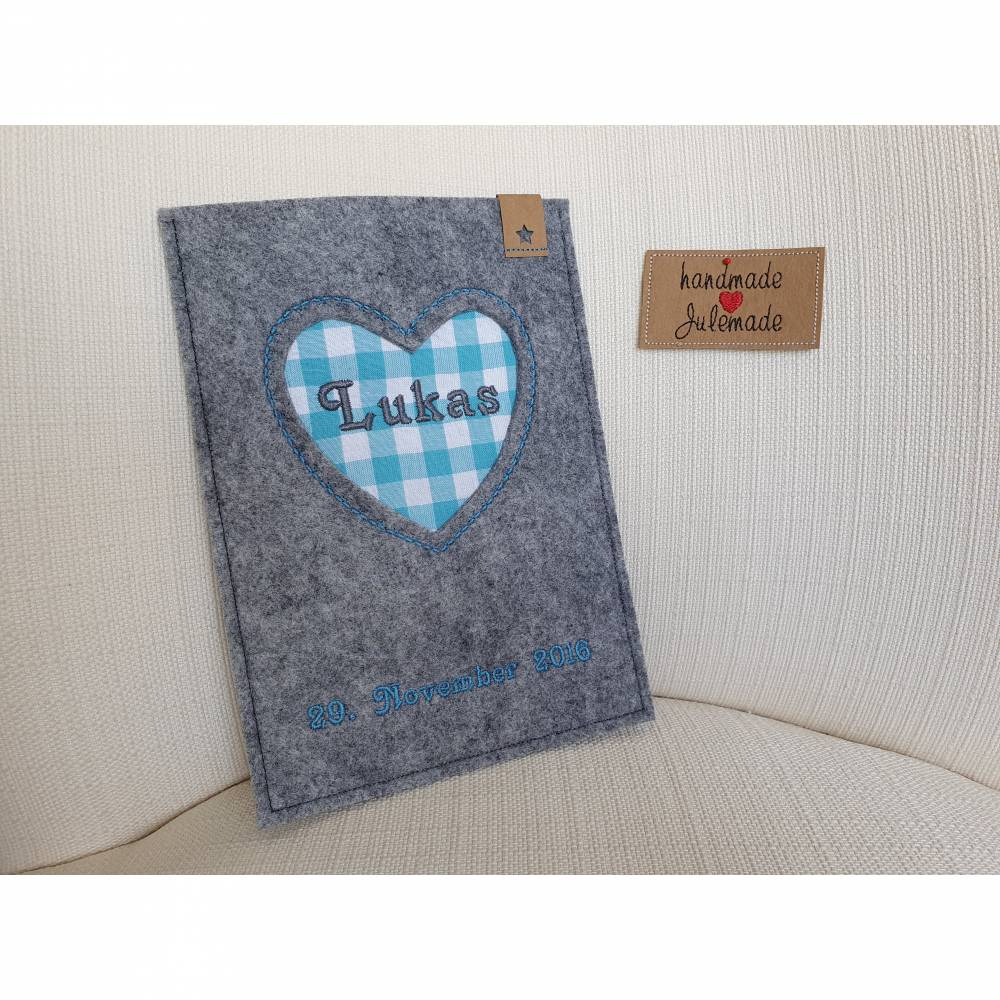 ITH Stickdatei edle U-Heft Einsteckhülle mit Ausschnitt-Applikation, 2 Varianten, ab 16x26 cm Rahmen Bild 3