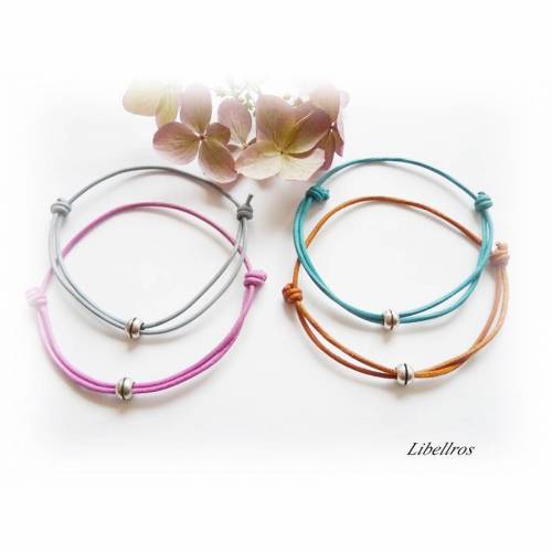 Verstellbares Freundschaftsarmband mit Metallperle in 4 Farben zur Wahl - Surferarmband, Lederarmband,geknotet - sportlich,modisch - caramel,türkis