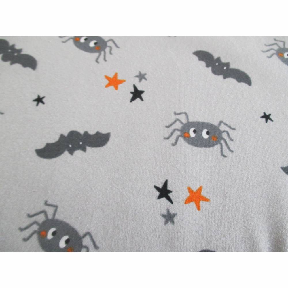 Rest:1,55m x1,50m Baumwolljersey Halloween, Spinnen und Fledermäuse grau Bild 2
