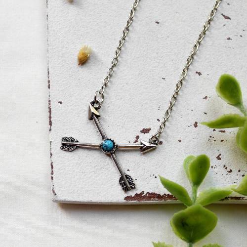Arrow • Kette silber | Halsschmuck | Geschenkidee Frau | Freundin | Schwester
