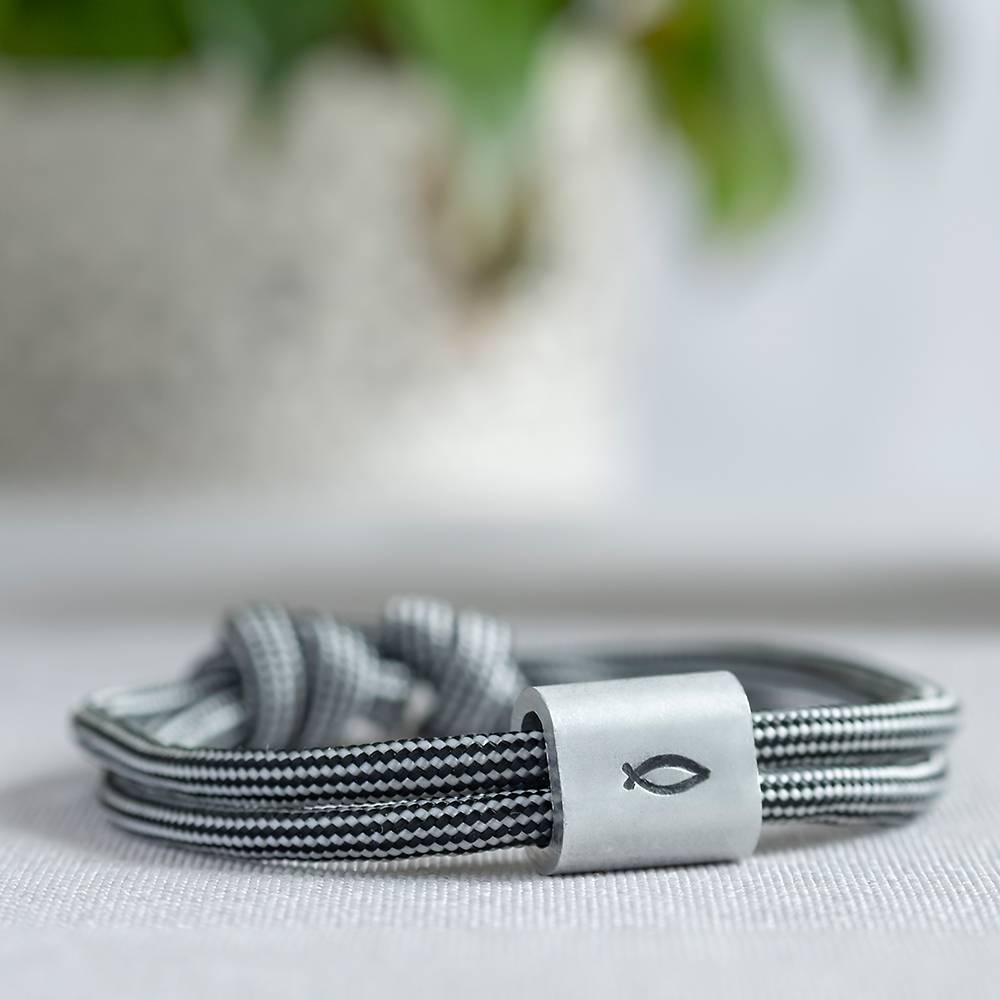 Armband personalisiert mit Gravur handgestempelt zur Taufe, Kommunion, Geburtstag, Schulanfang, Konfirmation, ichthys, Kreuz Bild 9