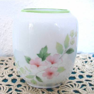 Vintage Vase Zarte Blümchen Gerold-Porzellan aus den 60er Jahren.