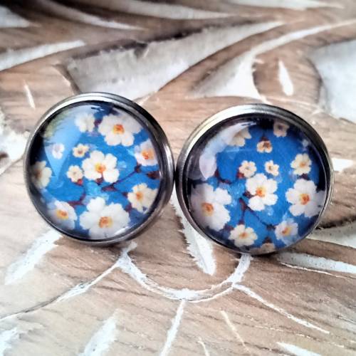 weiße Blumen Ohrstecker, Ohrringe, Ohrhänger, Ringe Schmuck mit Cabochon