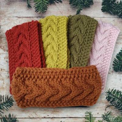 Handgestricktes Stirnband mit Zopfmuster – Warmes Winter-Accessoire für Damen & Mädchen