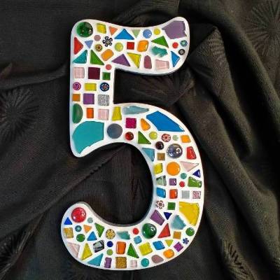 Hausnummer 5 MAXI = Der Riese **Glasmosaik für den Hauseingang**handgefertigt**