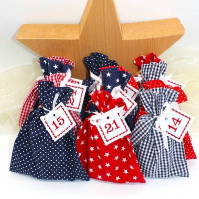 Adventskalender / Säckchen zum befüllen / Stoffsäckchen mit Zahlen rot dunkelblau