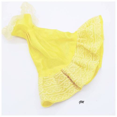 vintage, Barbie Kleider, gelbes Ballkleid mit Spitze besetzt, gebraucht aus den 80er Jahren
