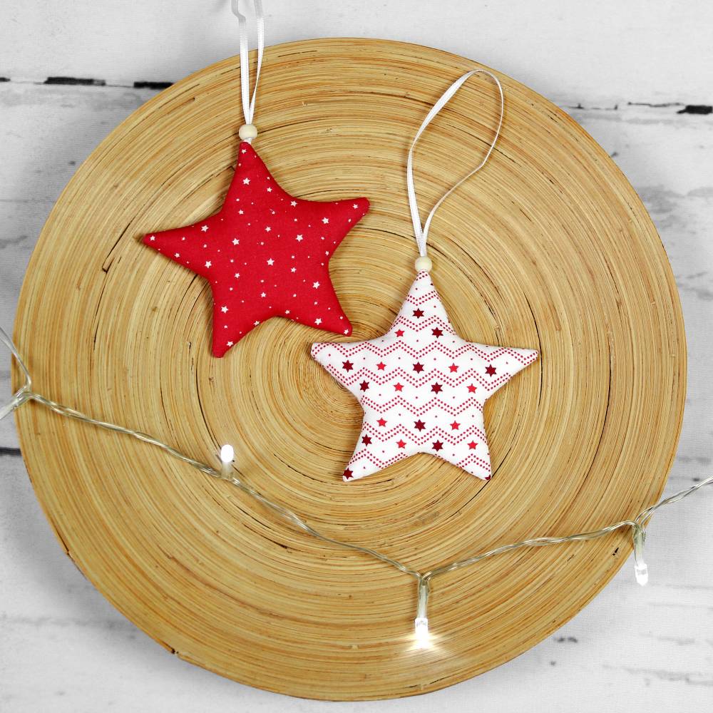 Handgenähte Weihnachtssterne 2er Set – Weihnachtsdeko & Tannenbaumschmuck zum Aufhängen