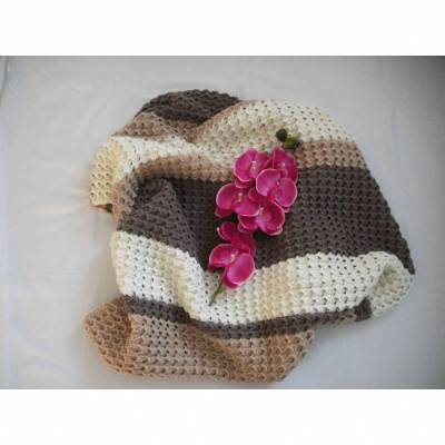 Babydecke *Nougat* gehäkelt 75x90cm – Kuscheldecke aus 100% Merino Schurwolle, Krabbeldecke, Schmusedecke, Unikat