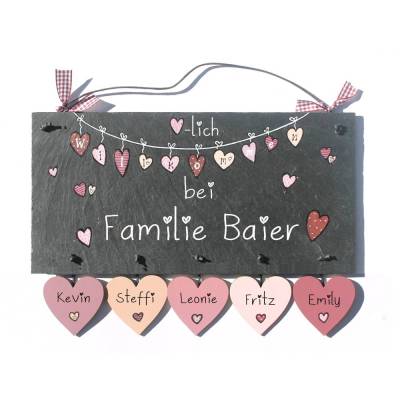 Personalisiertes Haustürschild Familie aus Schiefer mit Name & Herzanhänger – Handgemacht & Wetterfest, exklusives Familiengeschenk