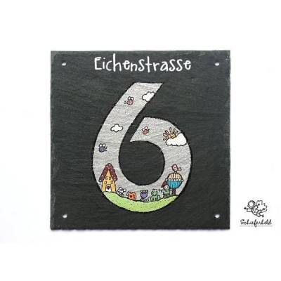 Personalisierte Hausnummer aus Schiefer – handgemachtes, wetterfestes Hausnummernschild mit Straßenname, individuelles Einzugsgeschenk