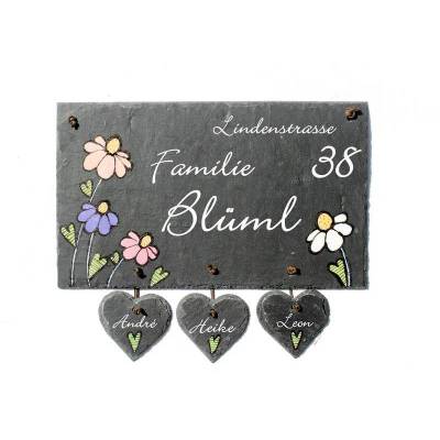 Wetterfestes Schieferschild für Familien – Personalisiertes Namensschild mit Blumen & Herzanhänger