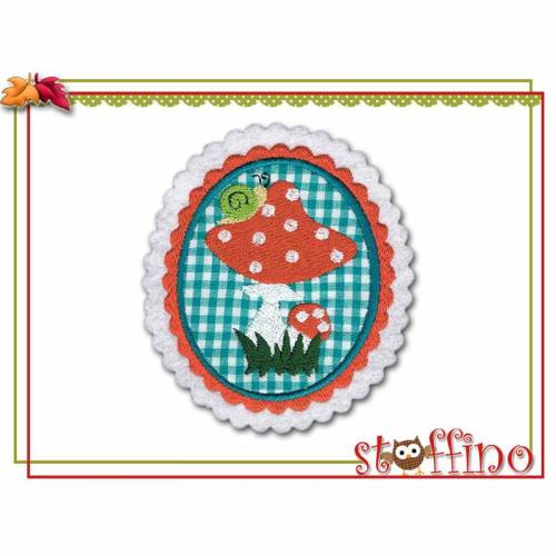 Pilz Button Aufnäher Applikation türkis