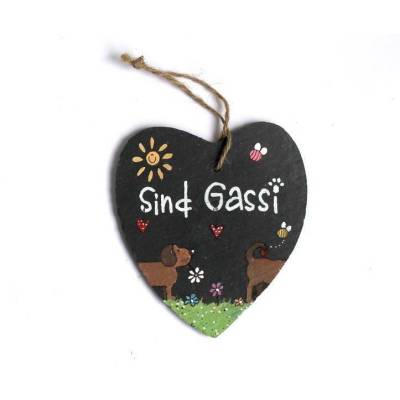 Schieferherz Türschild "Sind Gassi" – handbemalt, personalisierbar, wetterfest, dekorativ