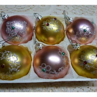 Vintage - 12 Christbaumkugeln - Weihnachtskugeln - unzerbrechlich - gold - rosa