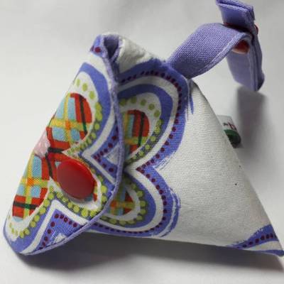 Schnullertasche mit Druckknopf, Pyramidentasche