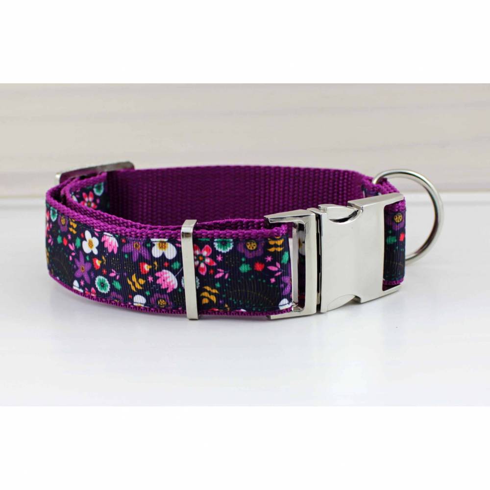 Hundehalsband mit Blumen, lila, schwarz, trkis, Blten, Hund, modern,  Gurtband, Halsband, Hundeleine, floral, geblmt
