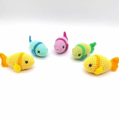 Fisch gehäkelt, Amigurumi, 100 % Baumwolle, als Dekoration zur Taufe, Konfirmation, Geburtstag oder Babyparty, Wunschfar
