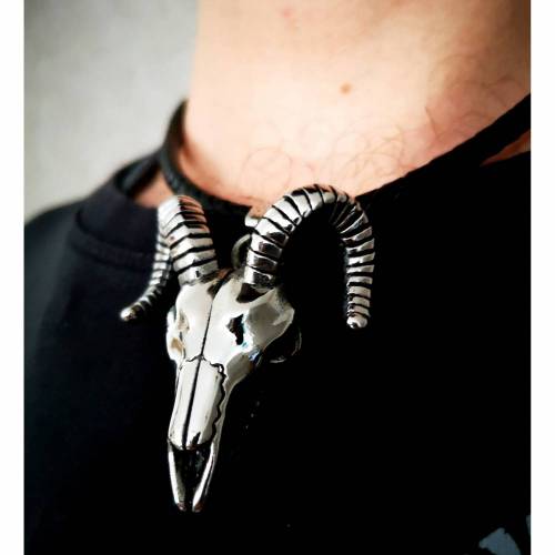 Kette, Lederkette,Edelstahl, Männerschmuck, braun oder schwarz, Halskette, Schädel