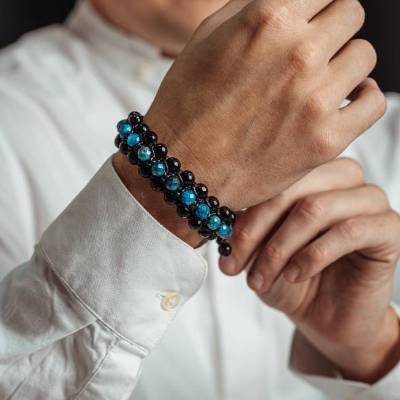 Herren Dreifach-Armband aus Edelsteinen Apatit und Achat mit Knotenverschluss, Makramee Armband, 8 mm