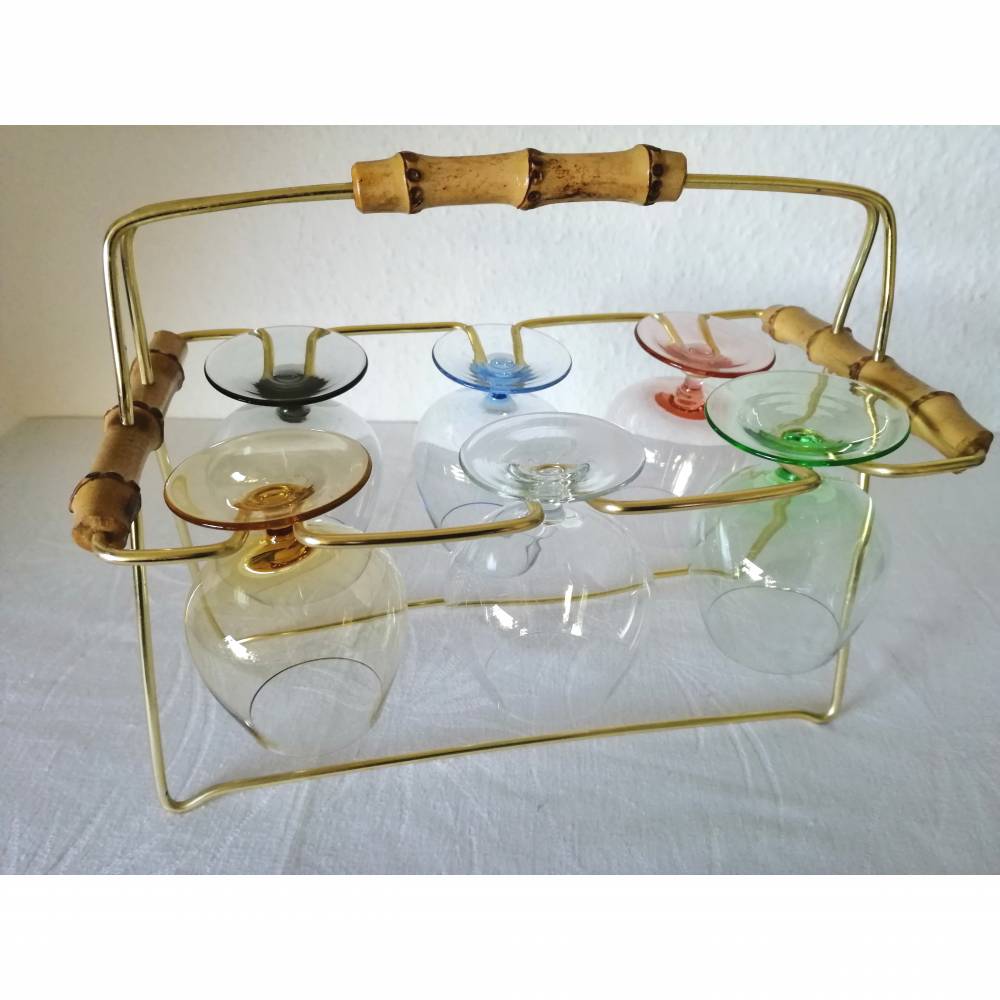 Vintage bunte Cognac Gläser, farbige Cognac Schwenker, Likörgläser, bauchige Gläser im Aluminiumständer Barzubehör, 6 farbig, 50er Jahre