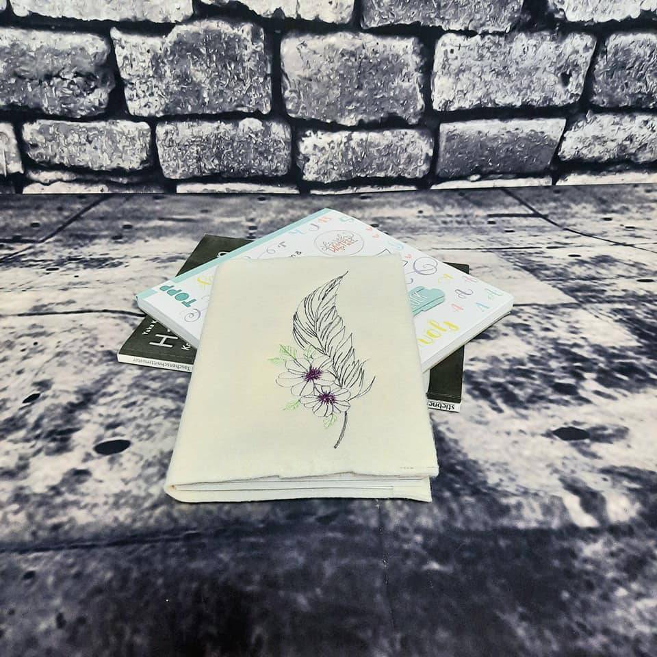 Feder mit Blume Bild 5