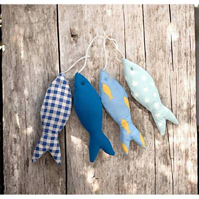 Deko Fische im 4er Set – Stofffische aus Baumwolle mit Perlen zum Aufhängen