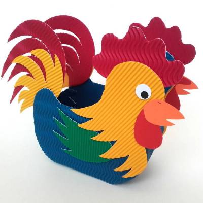 Hahn Osternest, Gockel als Osterkörbchen oder Osterdeko, Frühlingsdekoration aus Wellpappe, originelles Osternest