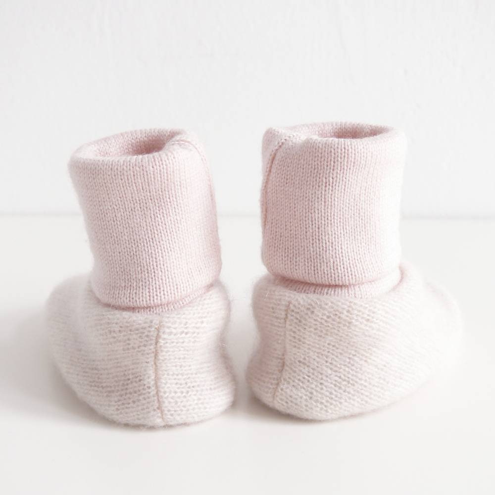 Babyschuhe, Kaschmir Merinowolle, rosa, Upcycling, Mädchen, Babypuschen, Krabbelschuhe, Wollschuhe Bild 5