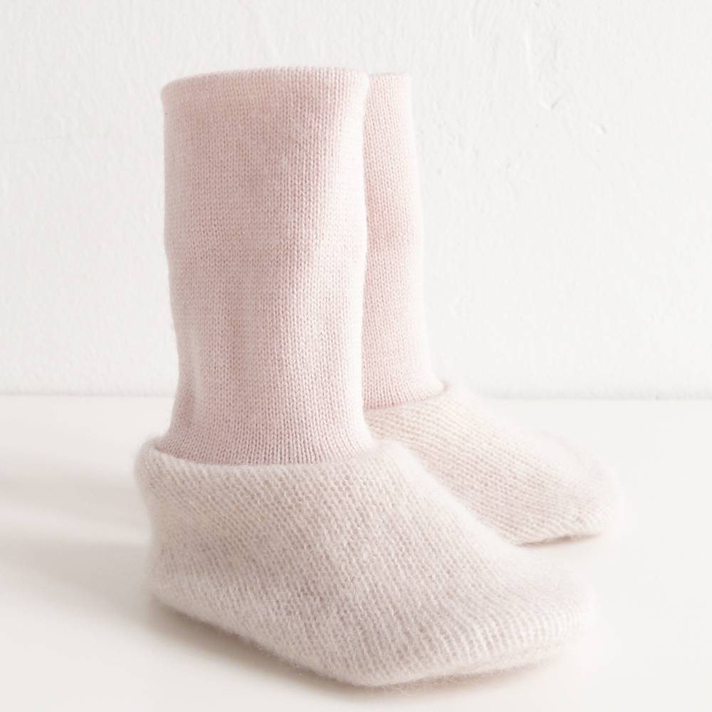 Babyschuhe, Kaschmir Merinowolle, rosa, Upcycling, Mädchen, Babypuschen, Krabbelschuhe, Wollschuhe Bild 7