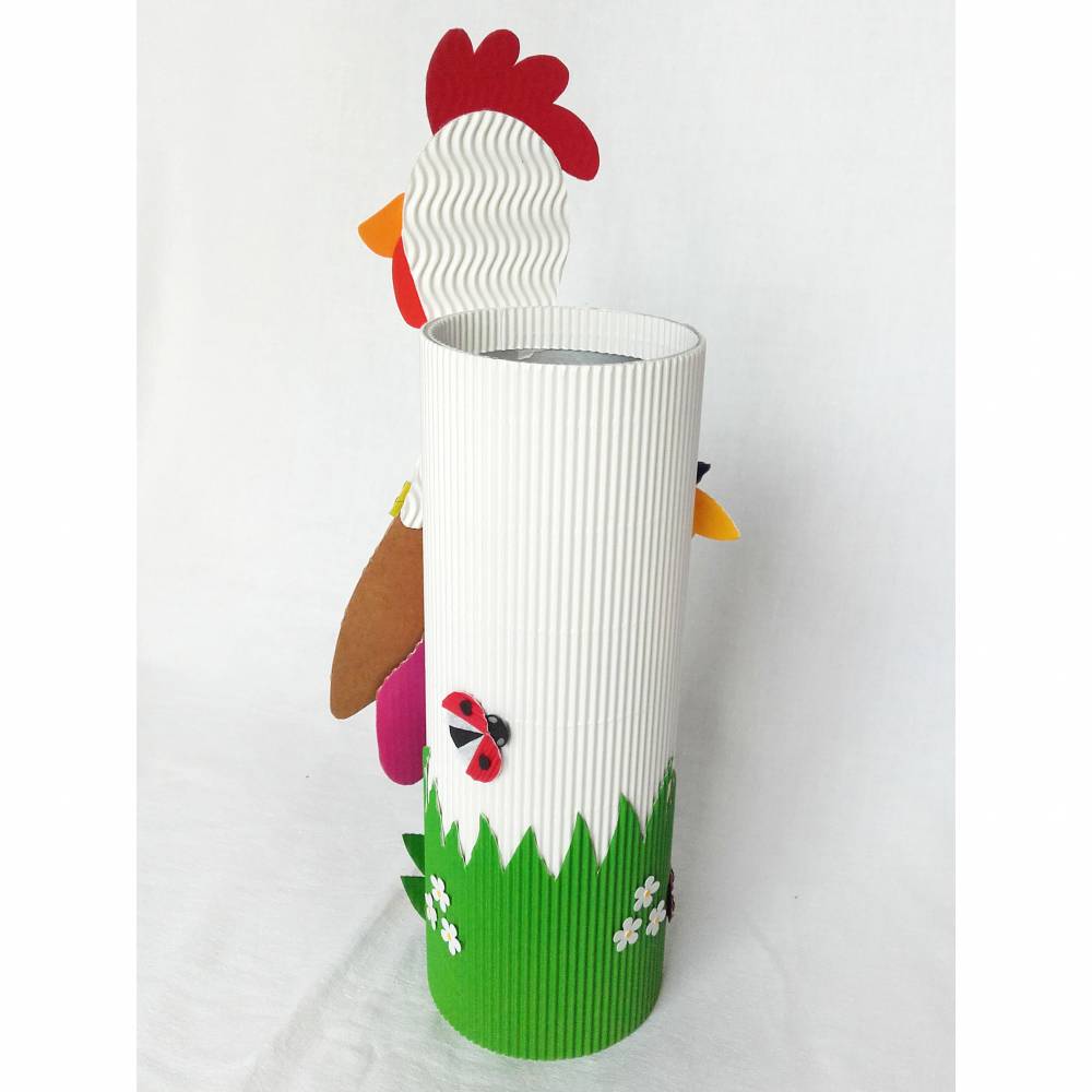 Osterhuhn mit Geschenkbox als Osternest, Osterkörbchen oder Frühlingsdeko, originelles Osternest, Tischdeko Bild 4