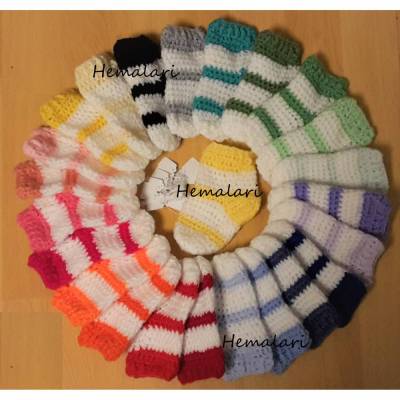 Adventskalender Söckchen * gehäkelt * 24 Socken * verschiedene Farben - bunt * Weihnachtskalender