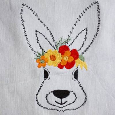 Stickdatei Hase mit Blumen
