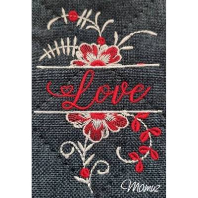 Stickdateien  *  Blume LOVE  *  geteilt in 3 Größen