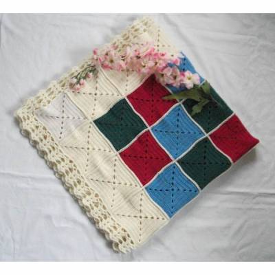 Babydecke *Alma* aus 100% Merino Schurwolle gehäkelt – Kuscheldecke, Krabbeldecke, Schmusedecke 85x85cm – Unik