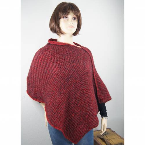 Strickponcho aus Kid Mohair schwarz rot beidseitig tragbar