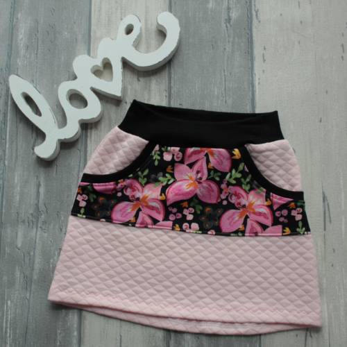 Kinderrock aus Steppsweat Größe 98